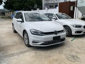 Volkswagen Golf Variant 2018 Pearl