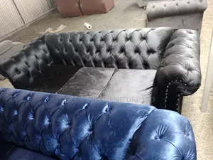 Chester Seat Available 2,3,5,7