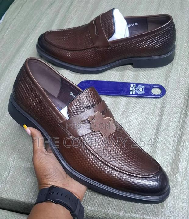 Quality Leather Casual Official Clarks Laced Low Cut Shoes - thumbnail 3
