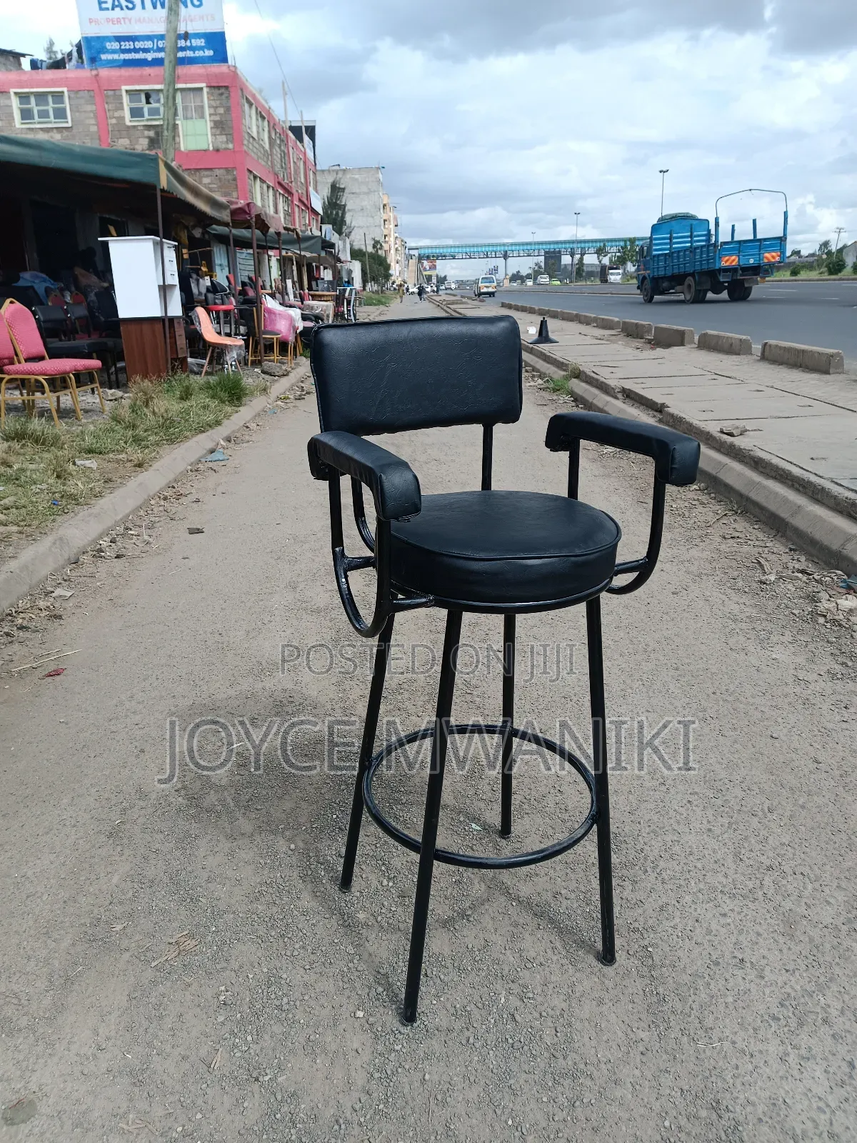 Counter High Stool With Armrest
