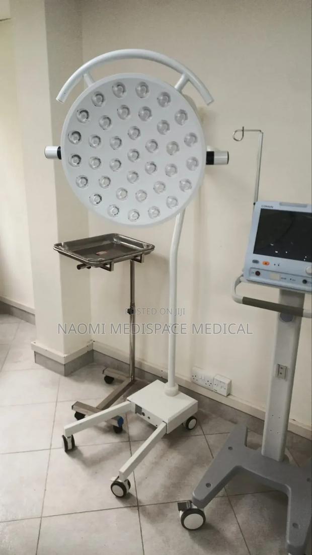 Portable /Mobile Led Theatre Light - main view