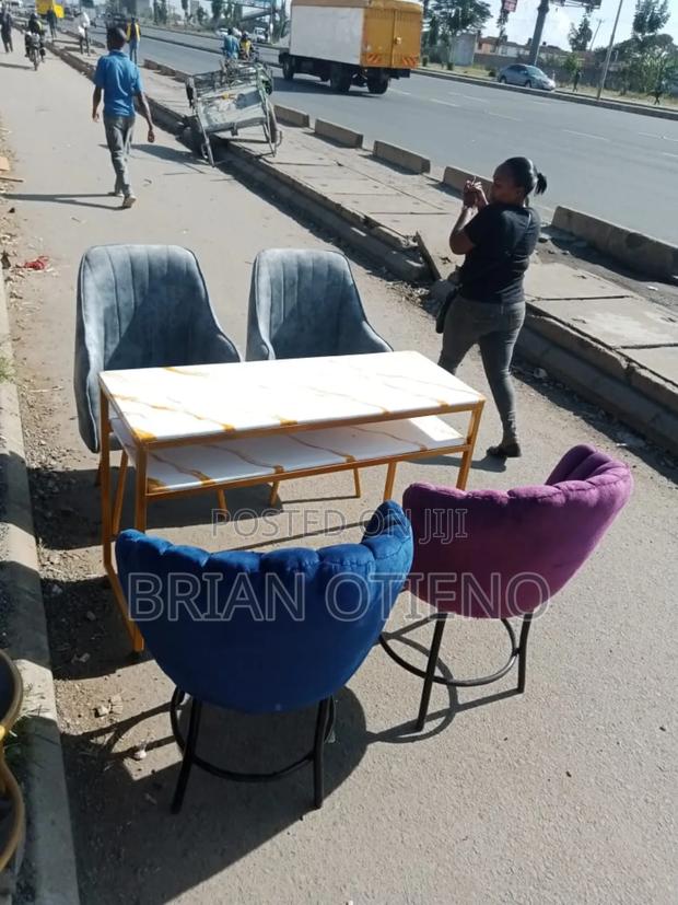 Spa Nails Tables - main view