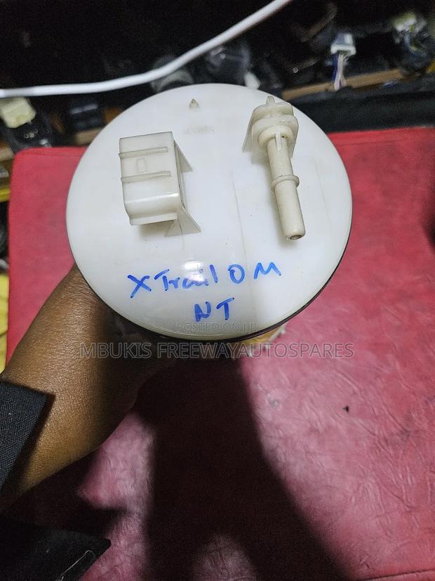 Complete Fuel Pump Nissan Xtrail Old Model New Top
