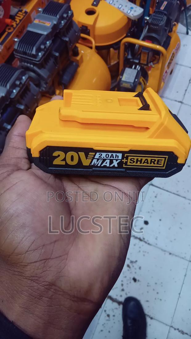 Ingco 20 V Lithium Ion Battery