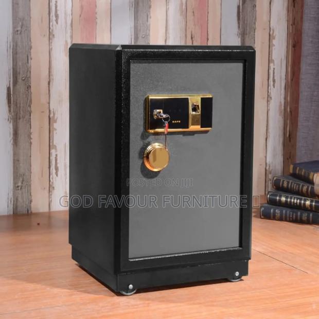 Elegant 55kg Fireproof Safe Box Lockable Kvf4