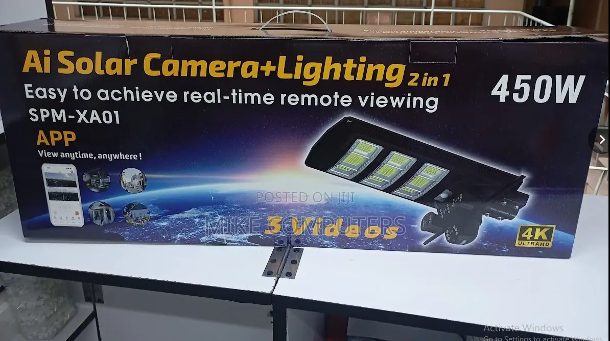 All-in-One Led Solar Street Light With Hidden Street