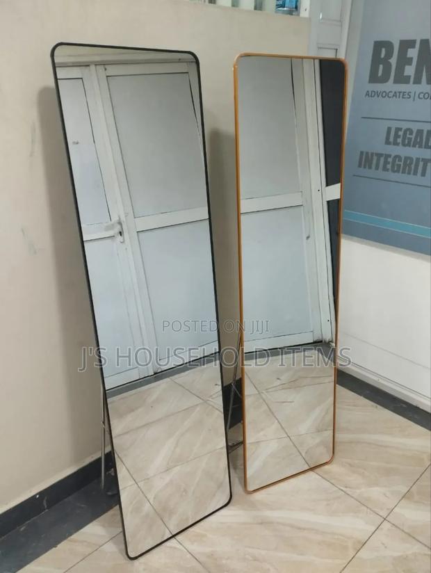 Linglong Aluminium Alloy Thickened Dressing Mirror 36cm - main view
