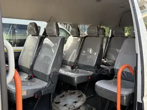 Toyota HiAce 2019 Silver