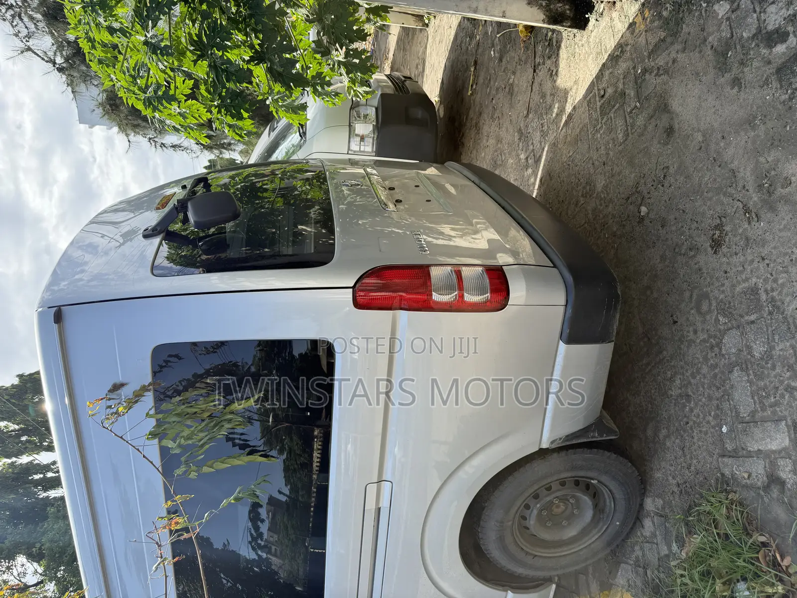 Toyota HiAce 2019 Silver