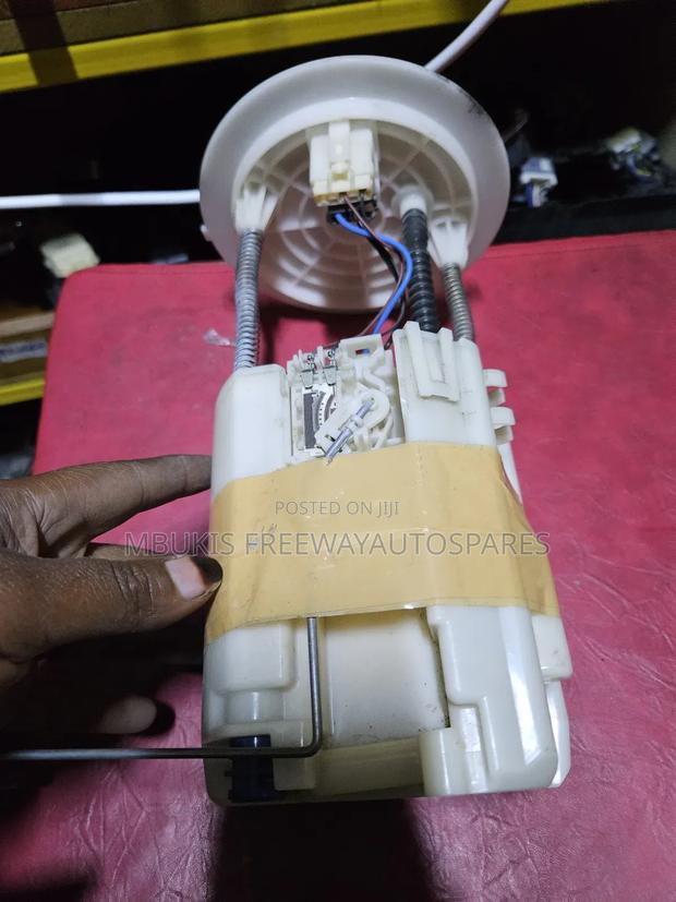 Complete Fuel Pump Toyota Harrier - thumbnail 2