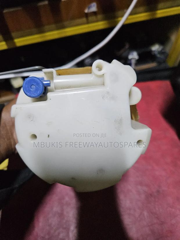 Complete Fuel Pump Toyota Harrier - thumbnail 3