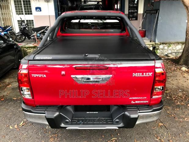 Upgrade Your Toyota Hilux With Our Manual Roller