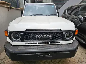 Toyota Land Cruiser 2024 Off white