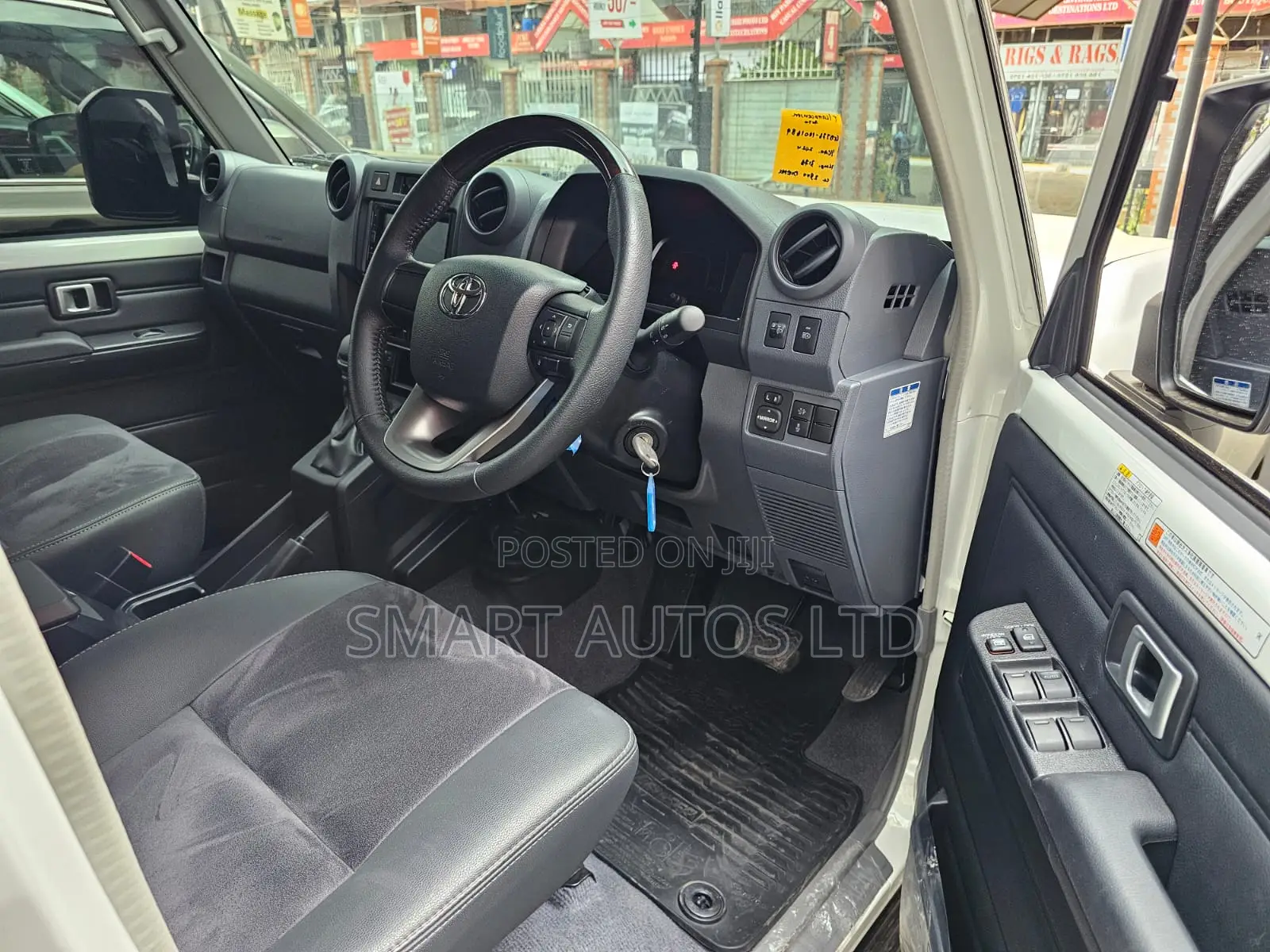 Toyota Land Cruiser 2024 Off white