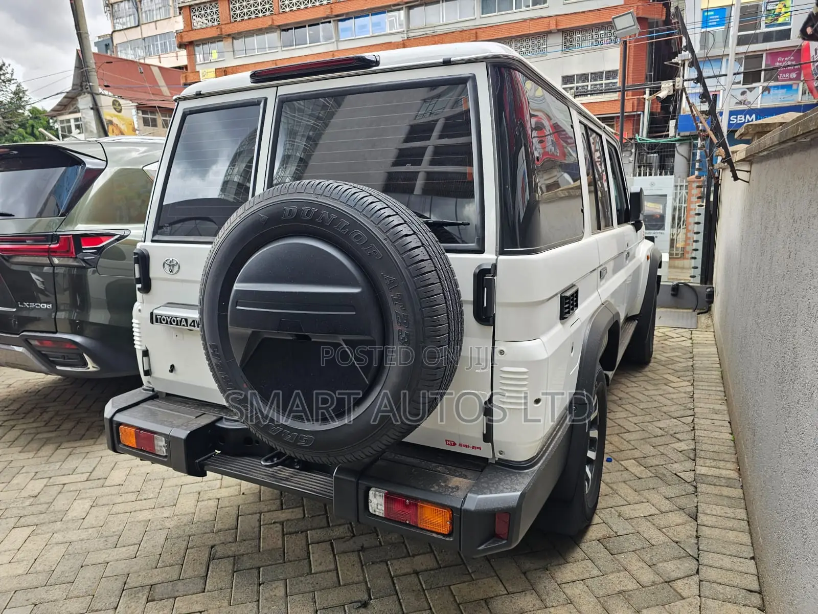 Toyota Land Cruiser 2024 Off white