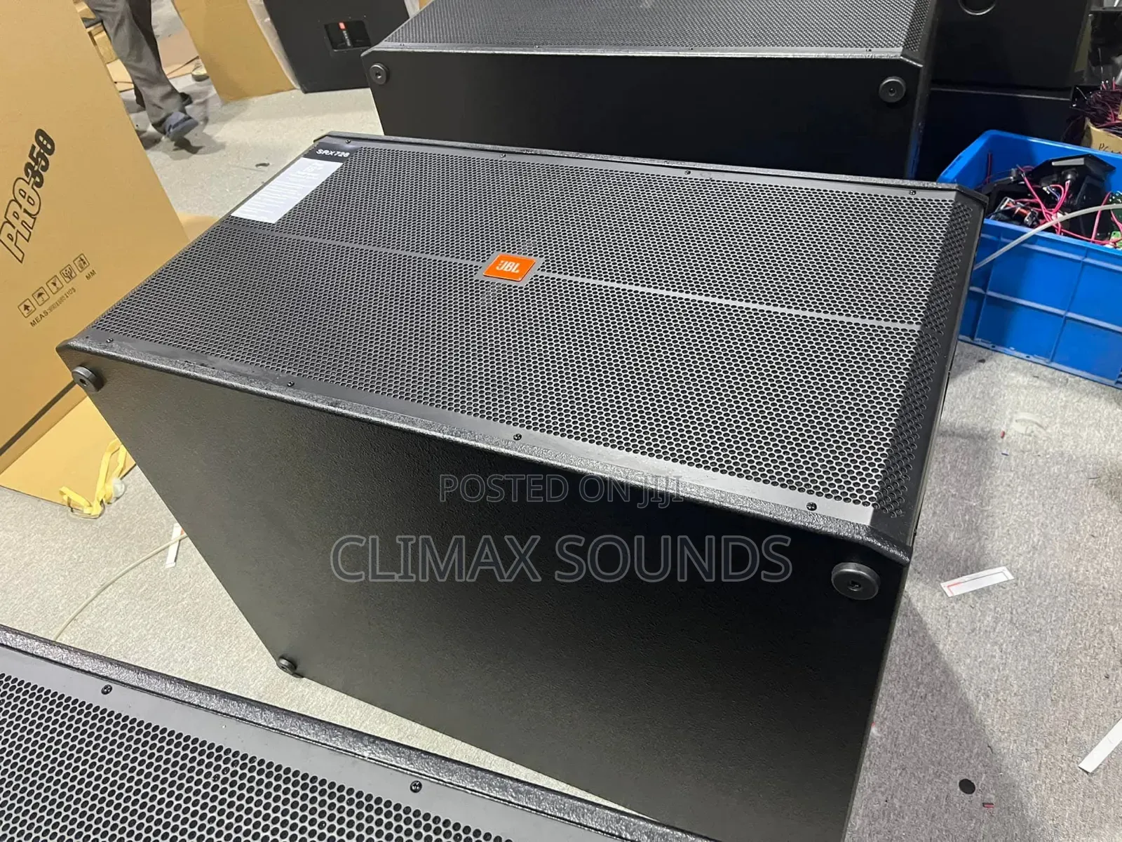 Double Bass JBL Srx718x2