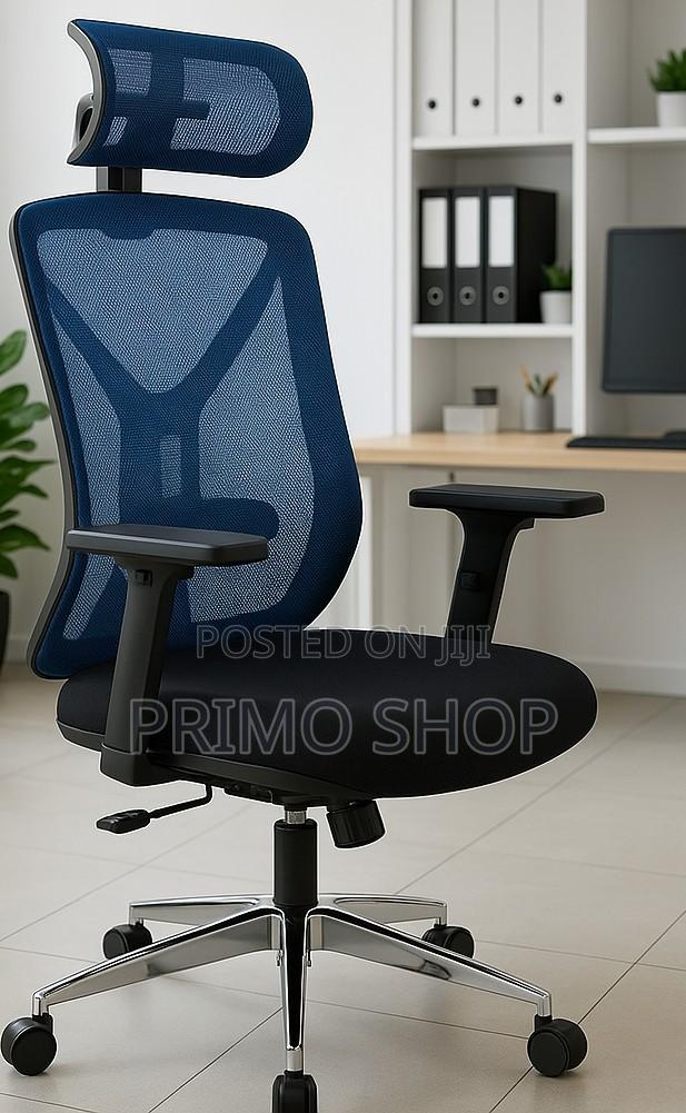 Office Chair; Subtle Puffy Detailing Office Chair - main view