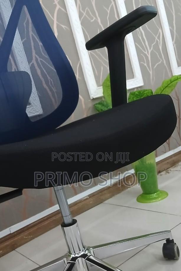 Office Chair; Subtle Puffy Detailing Office Chair - thumbnail 3