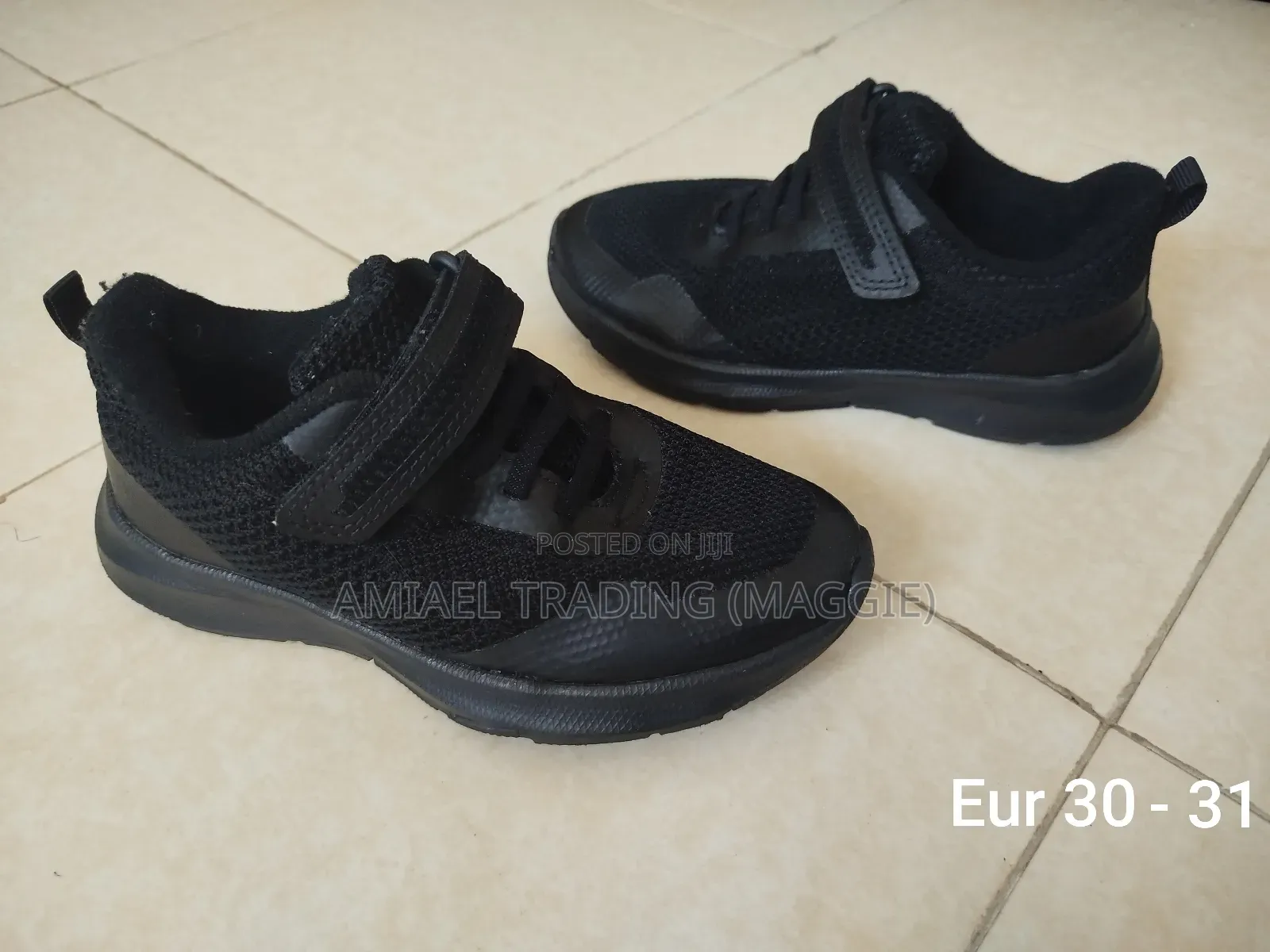Boys Shoes/Sneakers