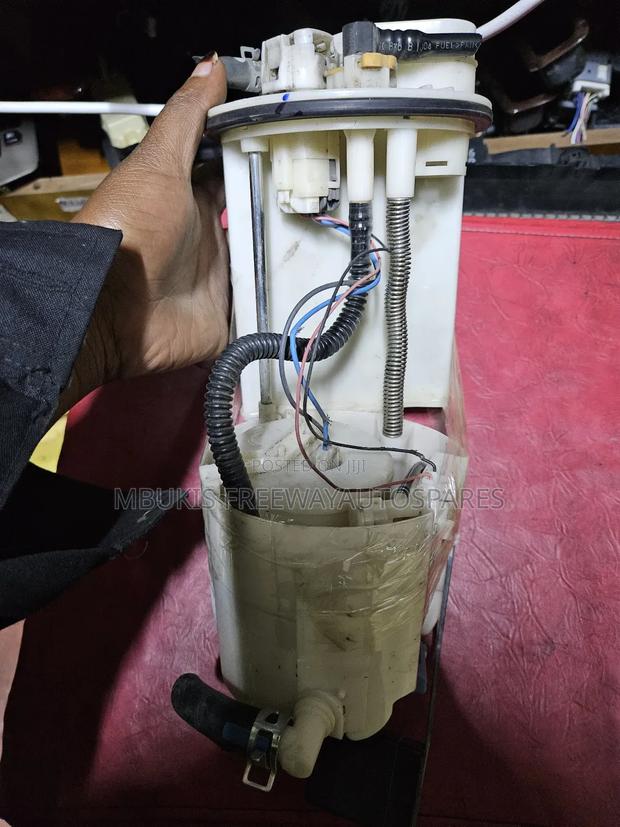 Complete Fuel Pump Toyota Ractis 4 Pipe - thumbnail 2