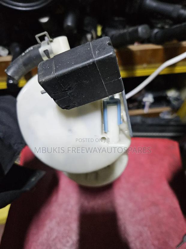 Complete Fuel Pump Toyota Ractis 4 Pipe - thumbnail 3