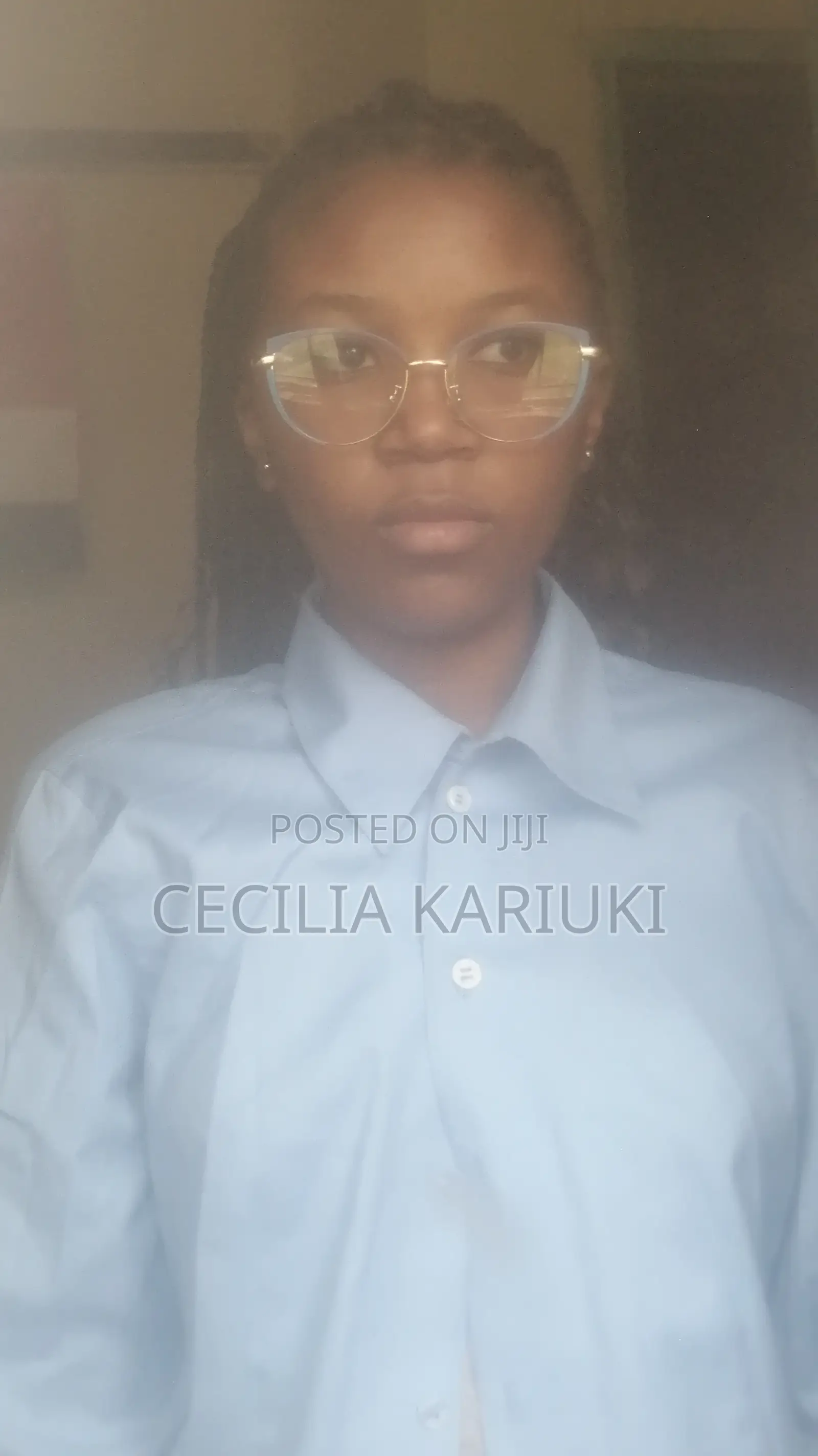 Lady Shop Assistant Thindigua