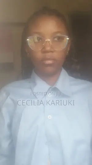 Lady Shop Assistant Thindigua