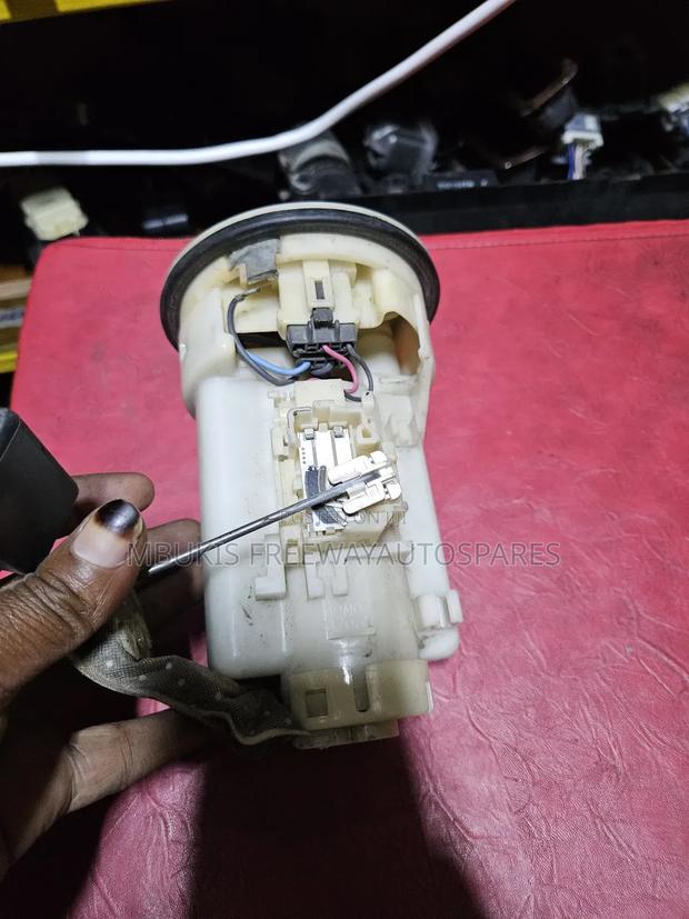 Complete Fuel Pump Toyota Wish 1 Pipe - thumbnail 2