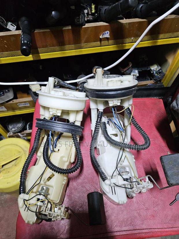 Complete Fuel Pump Honda Fit 2002