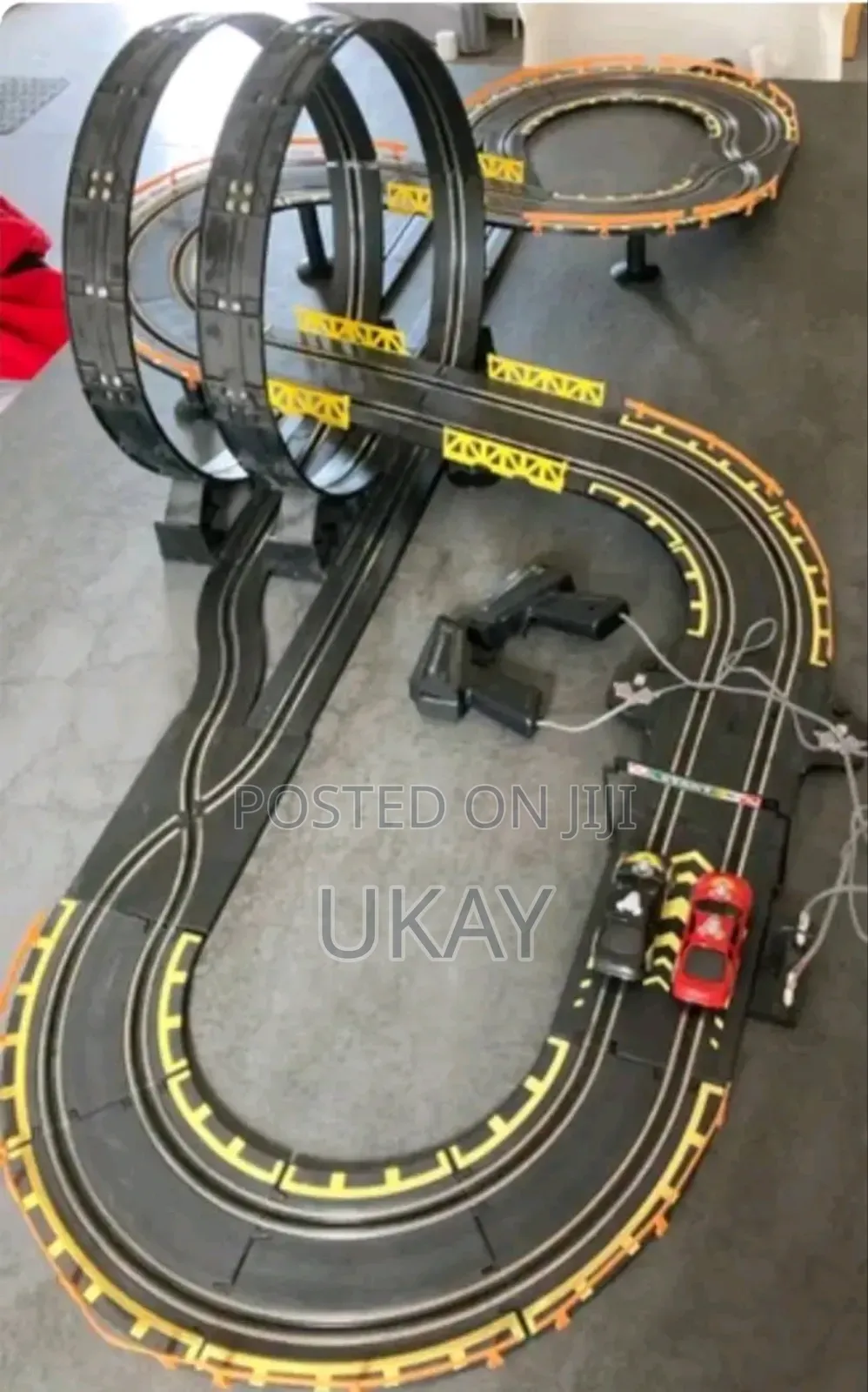 Uk Toy Race Car Track Set.
