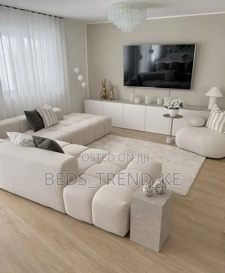 6 Seater Bubble L Seat With a Puff