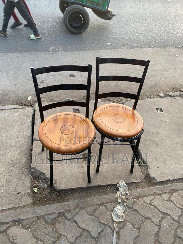Restaurant And Bar Wooden Mahogany Chairs