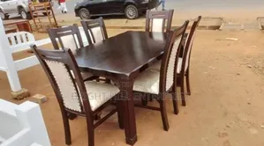 Lush Entertaining Dining Table