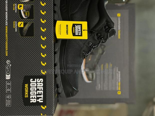 Best Boy Safety Boot For Rugged Terrain - main view