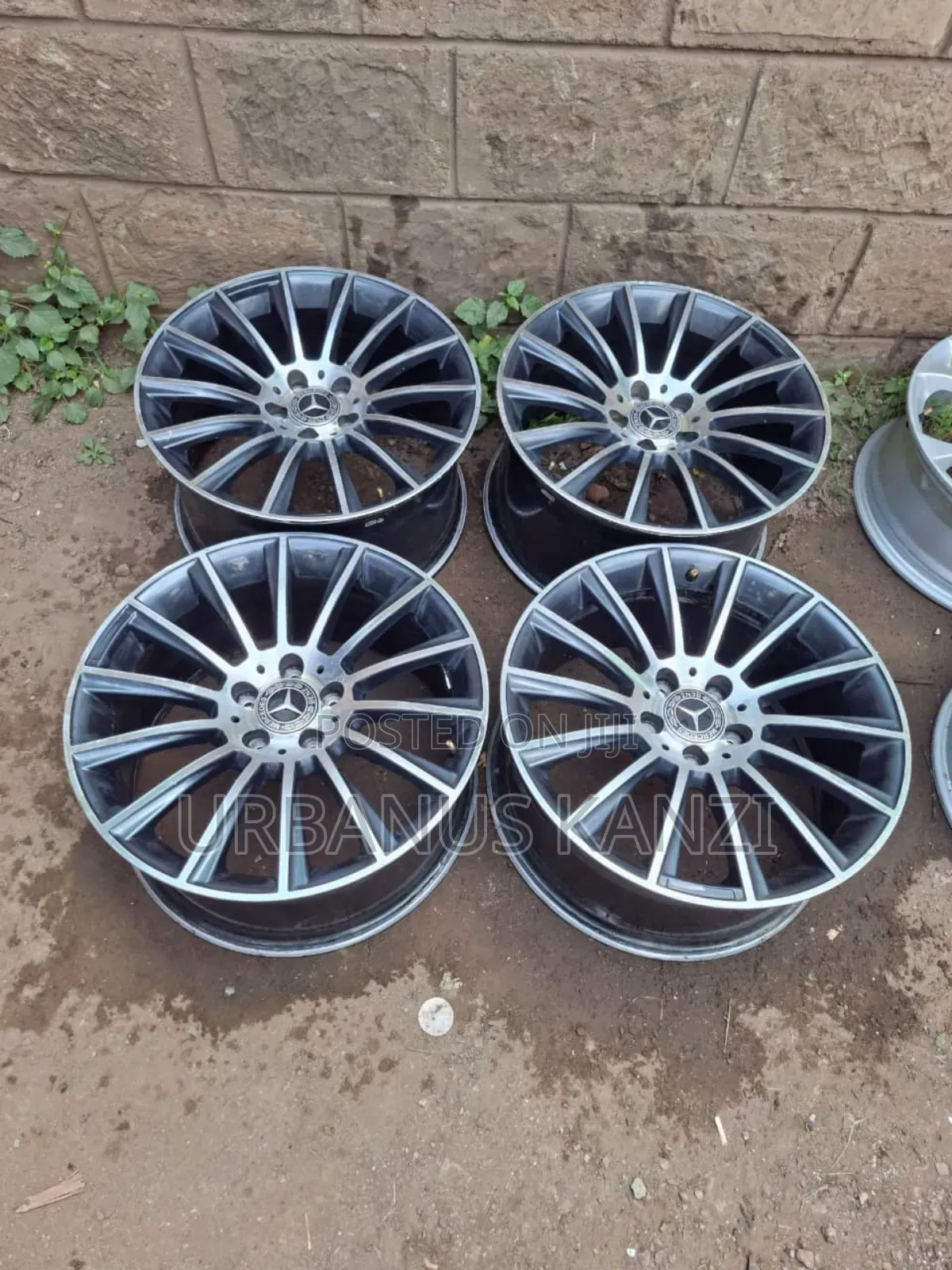 Size 18 Inch Mercendes Benz Staggered Sport Rims