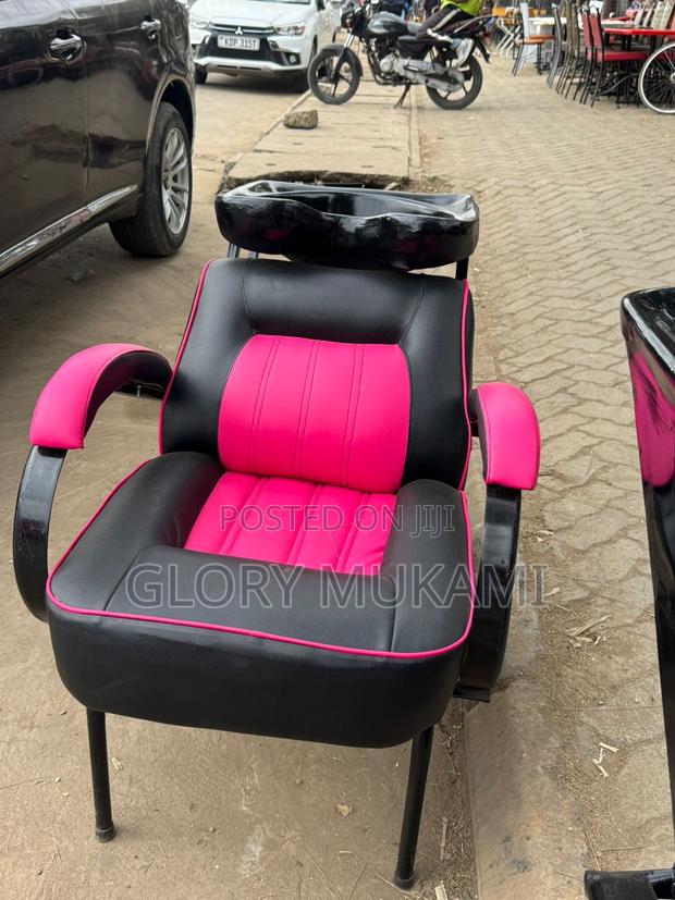 Open Salon Sink Chair - thumbnail 3