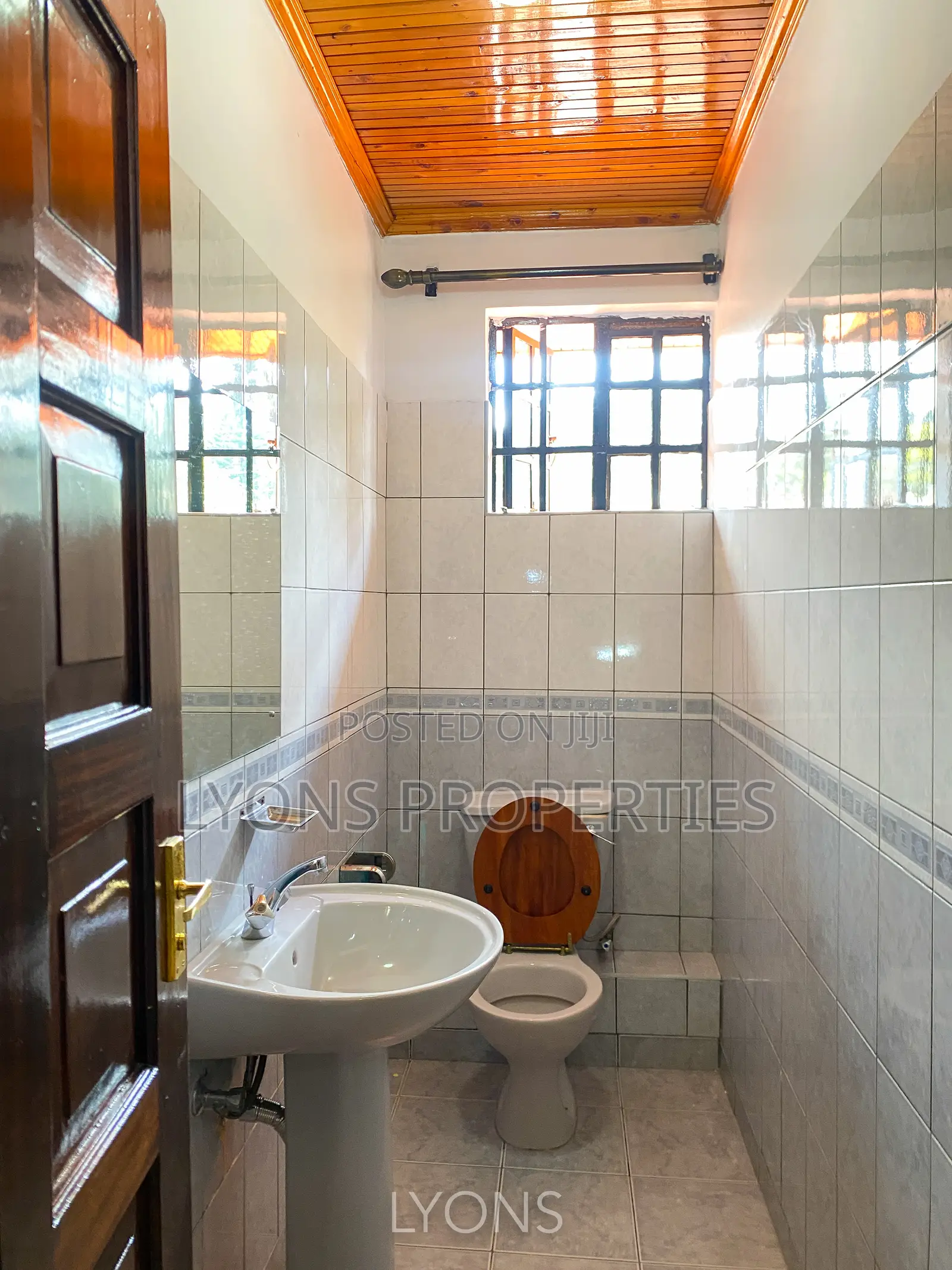 4bdrm Villa in Hardy for rent