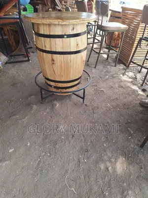 Restaurant And Bar Table Wooden Barrels