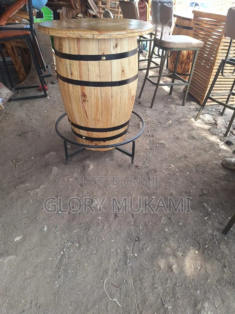 Restaurant And Bar Table Wooden Barrels