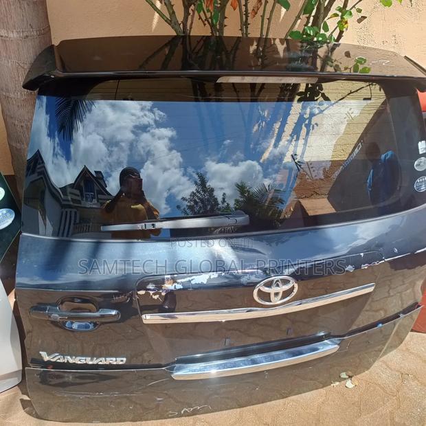 Luxury Grade Quality Toyota Vanguard Boot