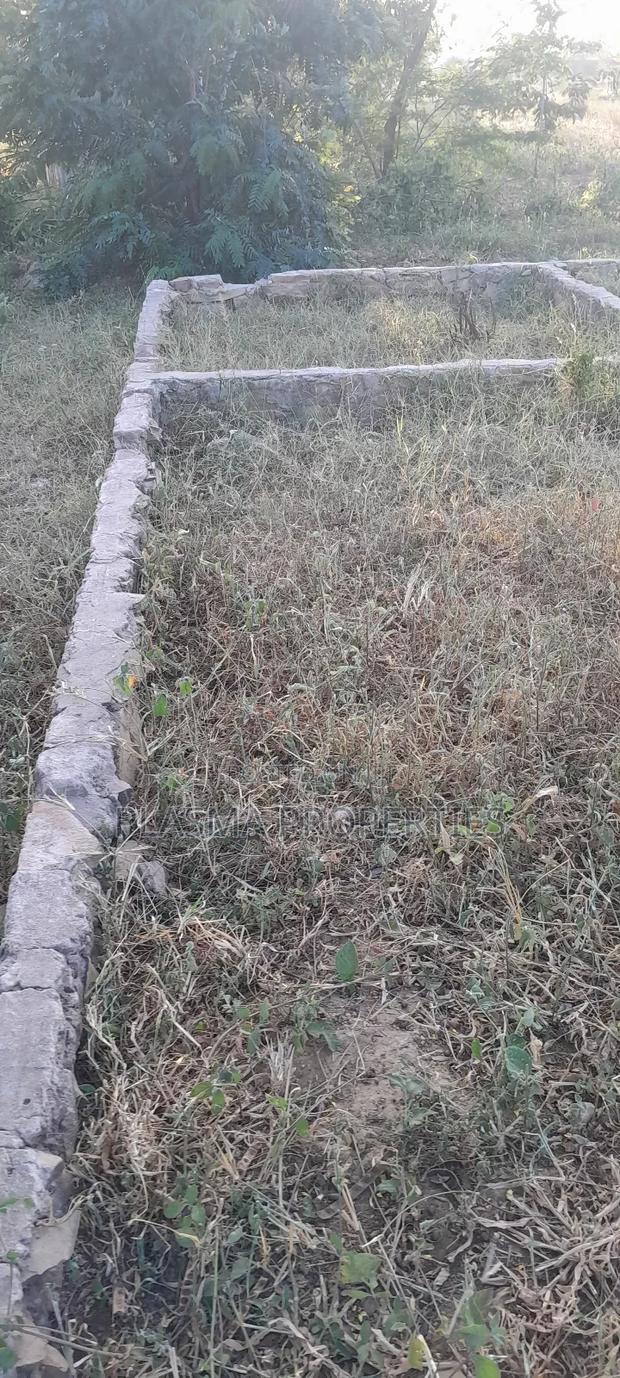 Jomvu Plot for Sale "6 Rooms" - thumbnail 3