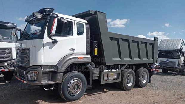 Howo Trucks - thumbnail 3