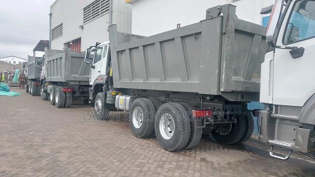 Howo Trucks - thumbnail 6