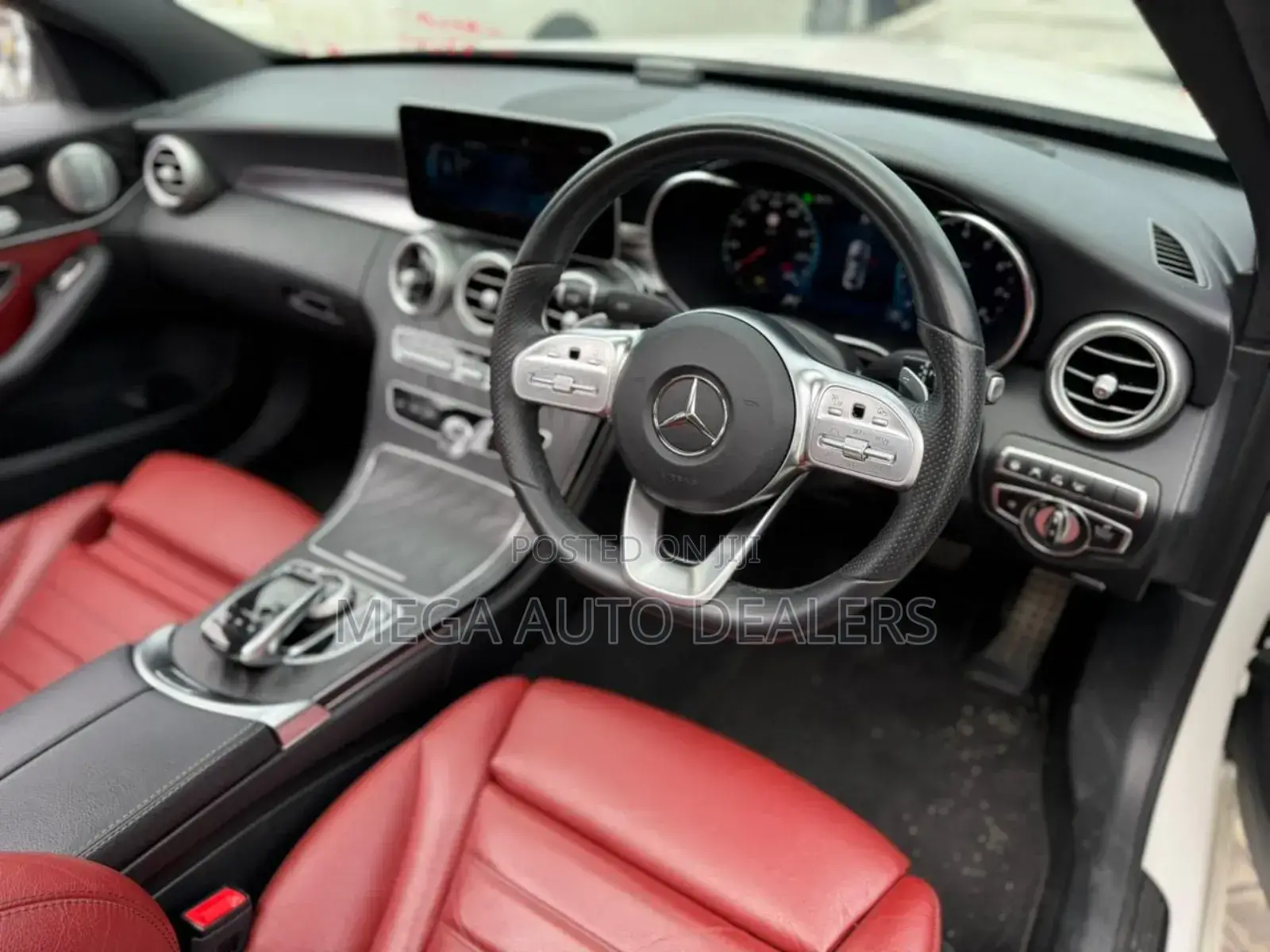 Mercedes-Benz C200 2019 Pearl