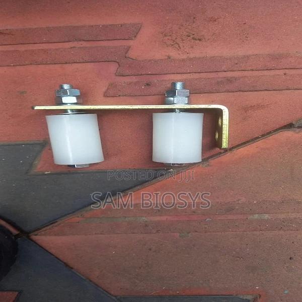 Sliding Gate Guiders - main view