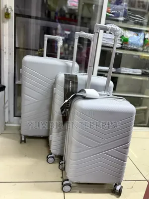 3 in 1 Grey Rubber Suitcase Set(72cm,66cm56cm)