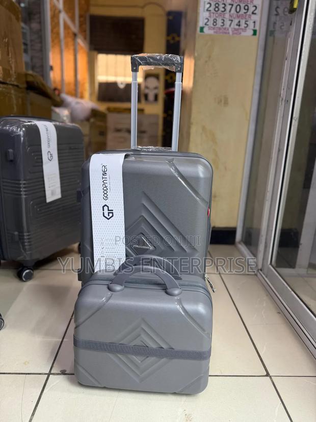 Grey 2 In1 Suitcase Set (Small 56cm With a Carryon Bag