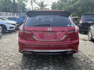 Honda Jade 1.5 Hybrid 2018 Red