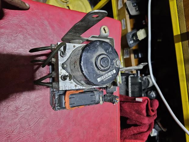 Looking for Abs Pump Mitsubishi Outlander