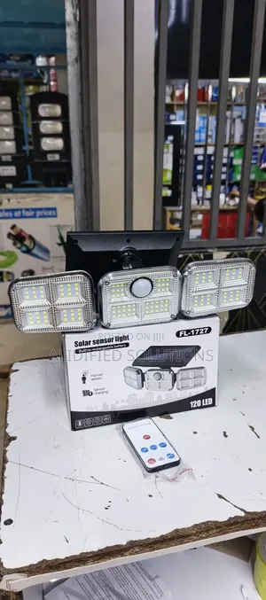 3headed Foldable Solar Sensor Light